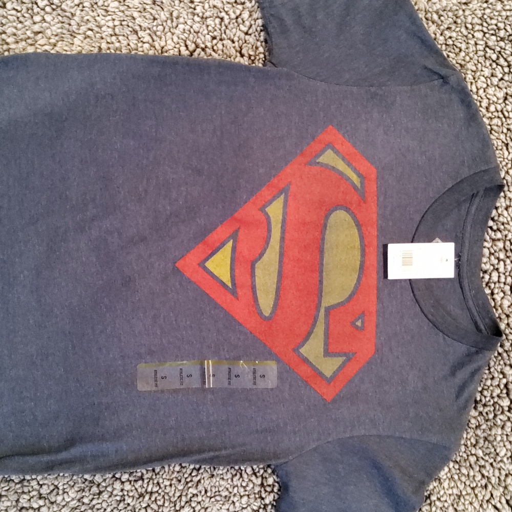 SUPERMAN NAVY HEATHER TEE SIZE SMALL ATHLETIC FIT WITH TAGS
